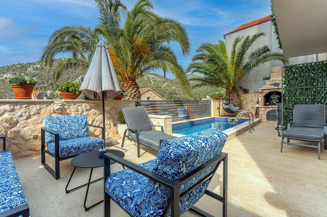 Villa Capitis In The Center Hvar Town Esterno foto